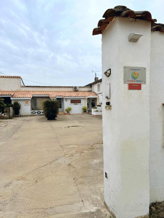 Jardin De Marceau Bed & Breakfast Blasimon Bagian luar foto