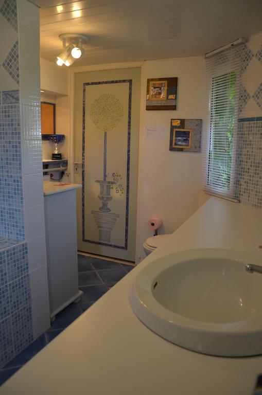 Jardin De Marceau Bed & Breakfast Blasimon Bagian luar foto