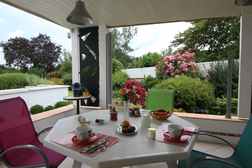 Jardin De Marceau Bed & Breakfast Blasimon Bagian luar foto